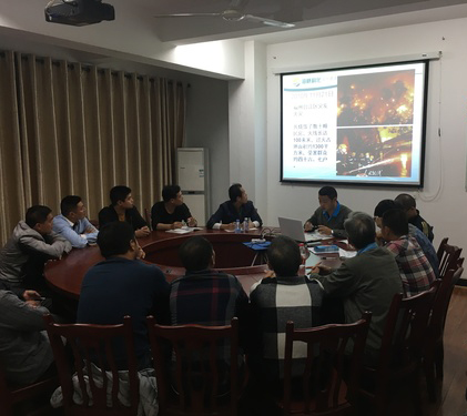 富興建設(shè)公司組織開展消防知識和火災(zāi)事故警示專題教育1—盧玉葉.jpg