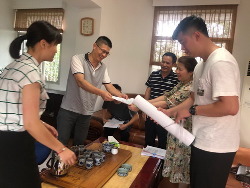 烽林吳淑英：“送政策，到企業(yè)”宣傳活動現(xiàn)場_調(diào)整大小.jpg