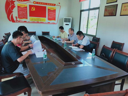省機(jī)電控股公司黨委委員、副總經(jīng)理吳大文到我司掛鉤幫扶村臺(tái)峰村調(diào)�?(1)_調(diào)整大小.jpg