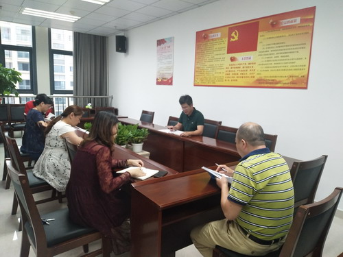 省民爆張耀�?黃朝元書記對省民爆公司部門負(fù)責(zé)人以上領(lǐng)導(dǎo)人員開展集體廉政談話_調(diào)整大小.jpg