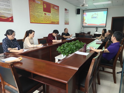 省民爆公司工會主席石飛圍繞《習近平在福�?十五�?---“習近平要求件件有反饋，事事有落實”》上黨課_調(diào)整大小.jpg
