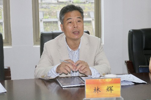 吳瑤：駐省工信廳紀檢監(jiān)察組常務副組長林輝在座談會上發(fā)言~1.jpg